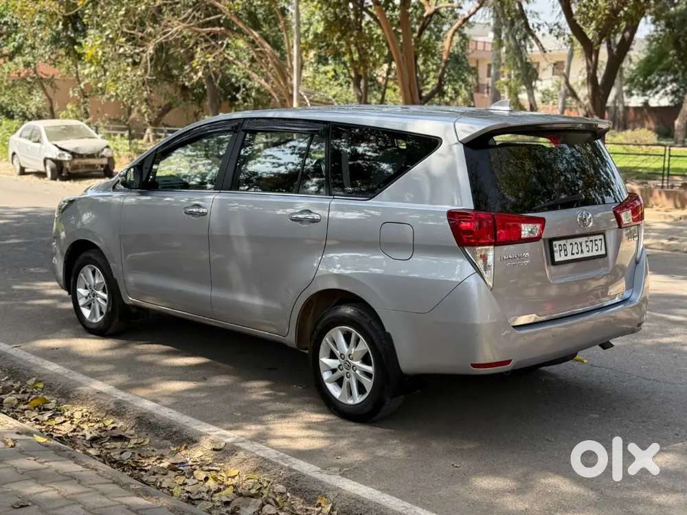 Toyota Innova Crysta 2018