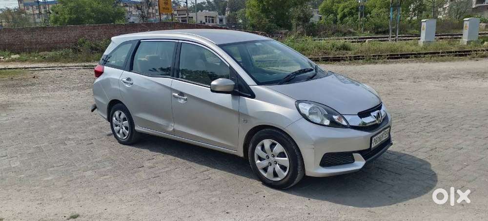 Honda Mobilio 1.5 S I-vtec Mt, 2015, Petrol