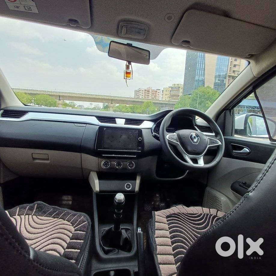 Renault Triber Rxz, 2020, Petrol