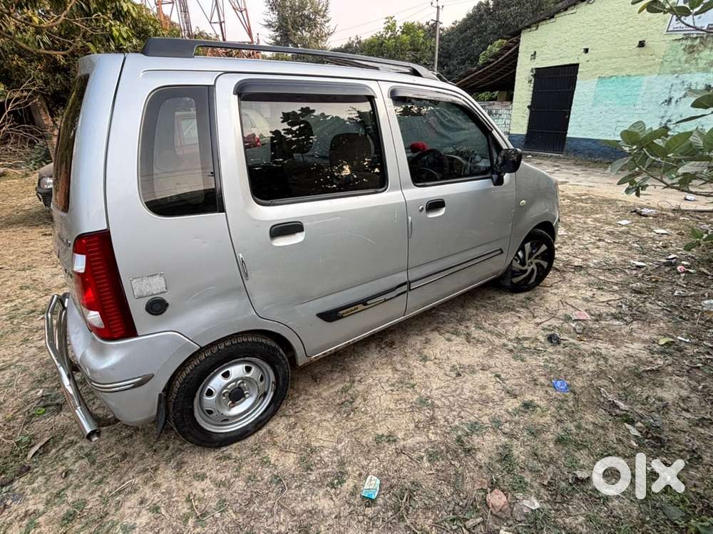 Very Good Condition Me Hai Cng Laga Hua Hai 1.5 Year Registration Hai