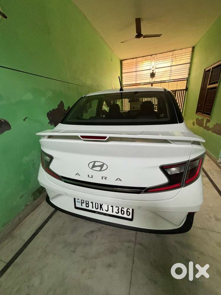 Hyundai Aura Petrol Manual 2025