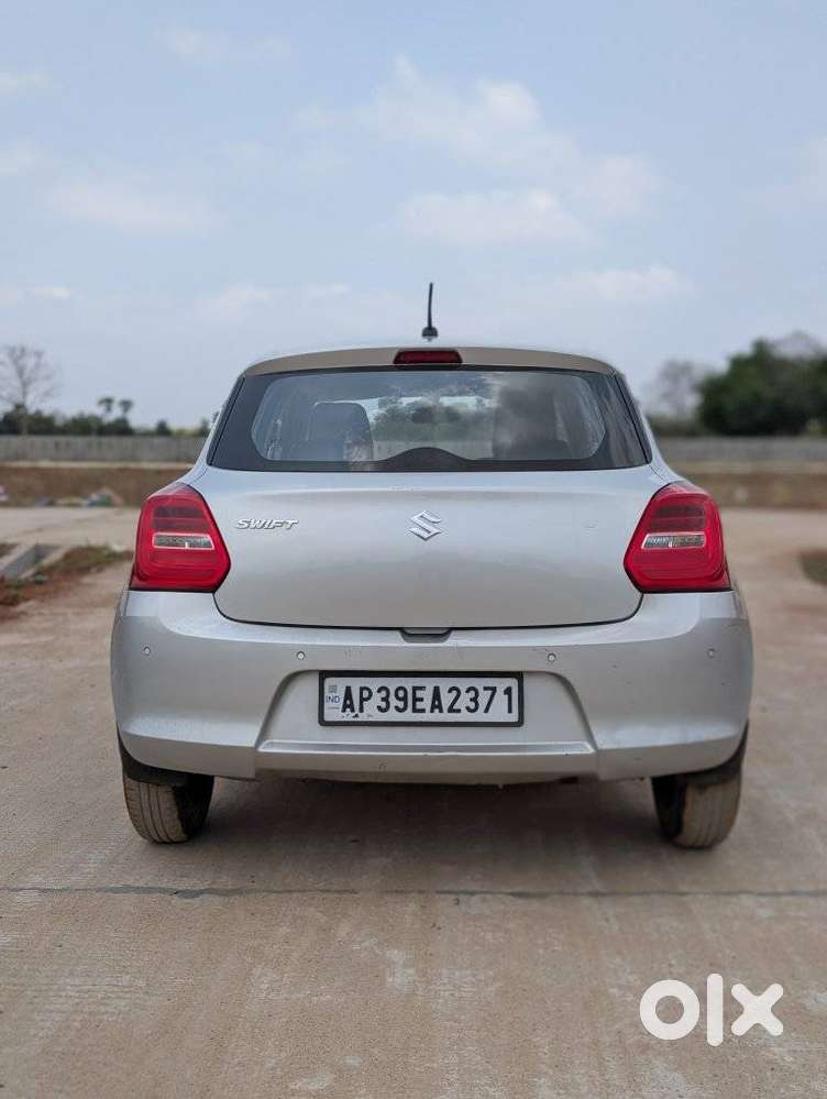 Maruti Suzuki Swift 2018 Vxi, 2019, Petrol