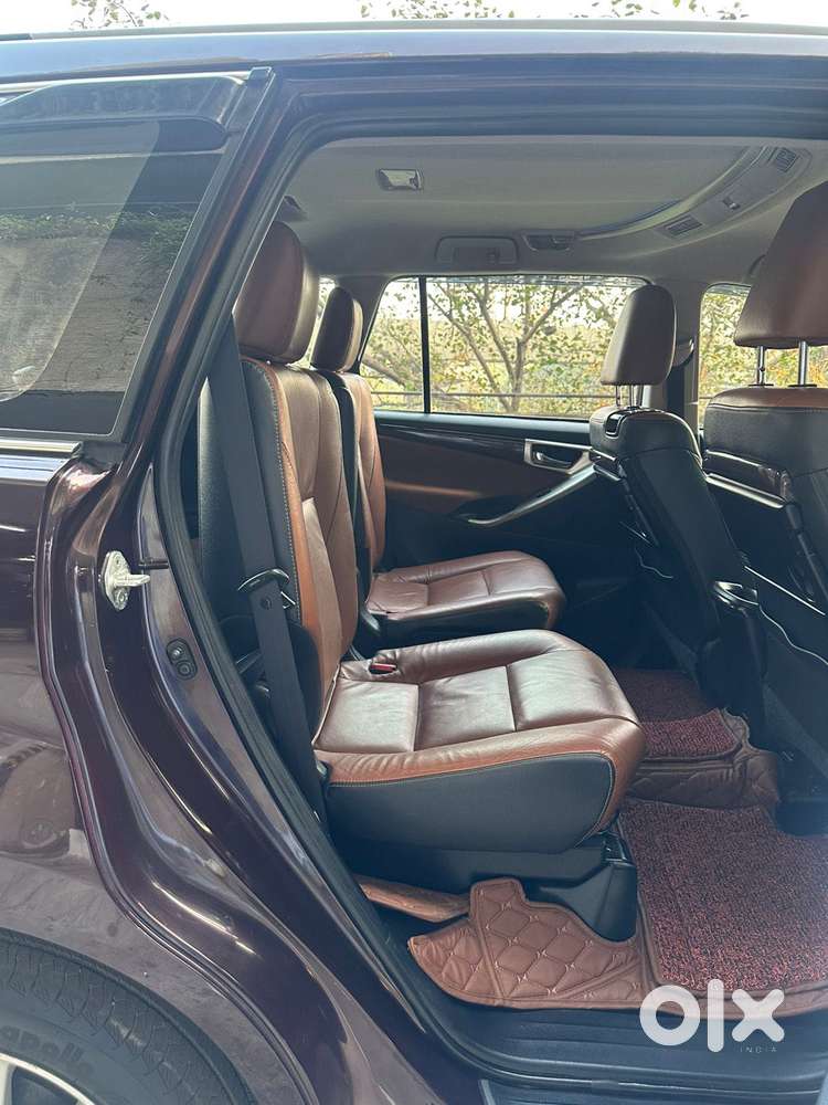 Toyota Innova Crysta 2.8 Z, 2016, Diesel