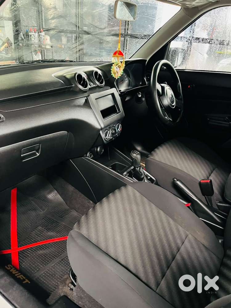 Maruti Suzuki Swift 1.2 Lxi (o), 2021, Petrol