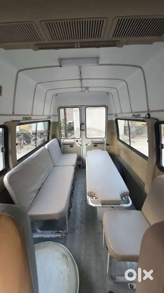 Tata Winger Deluxe 2018