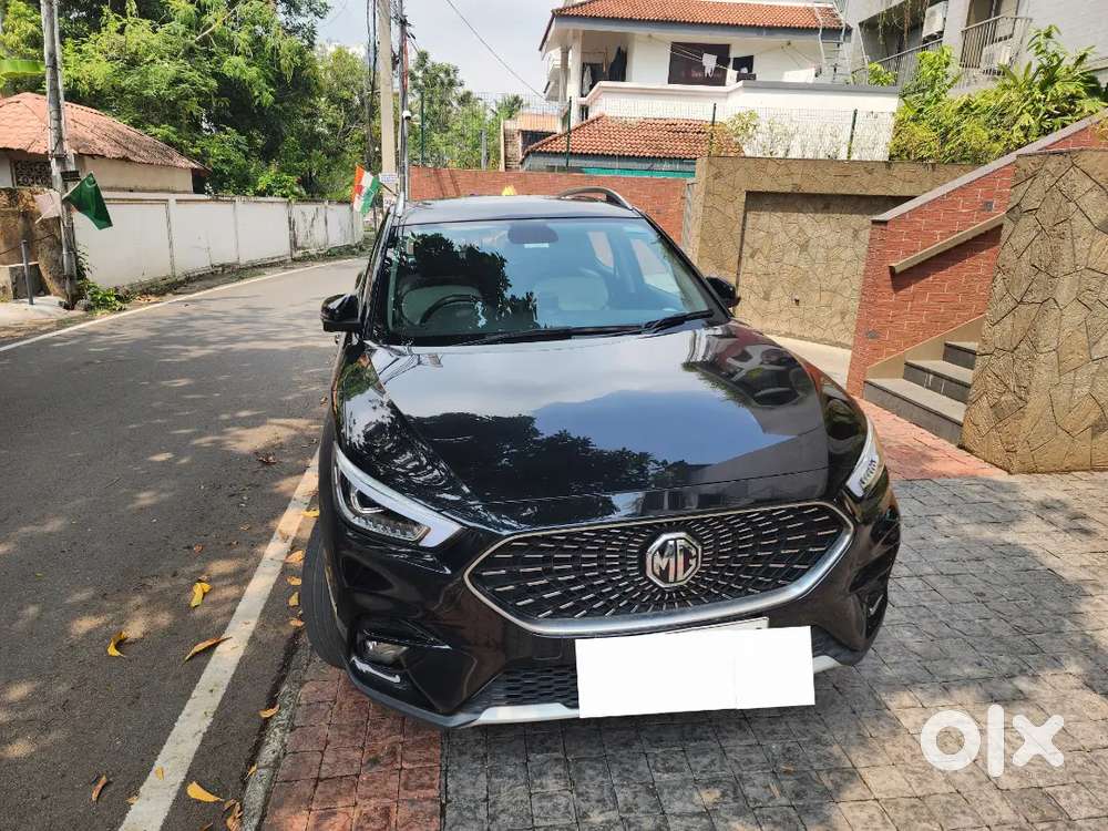 Stylish 2022 Mg Astor In Black – Like New
