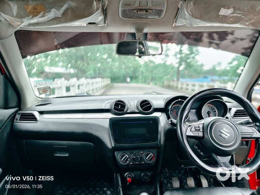 Maruti Suzuki Swift Vxi + Manual, 2021, Petrol