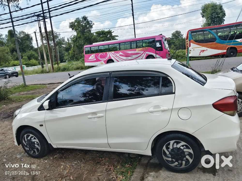 Honda Amaze 1.5 E 2013