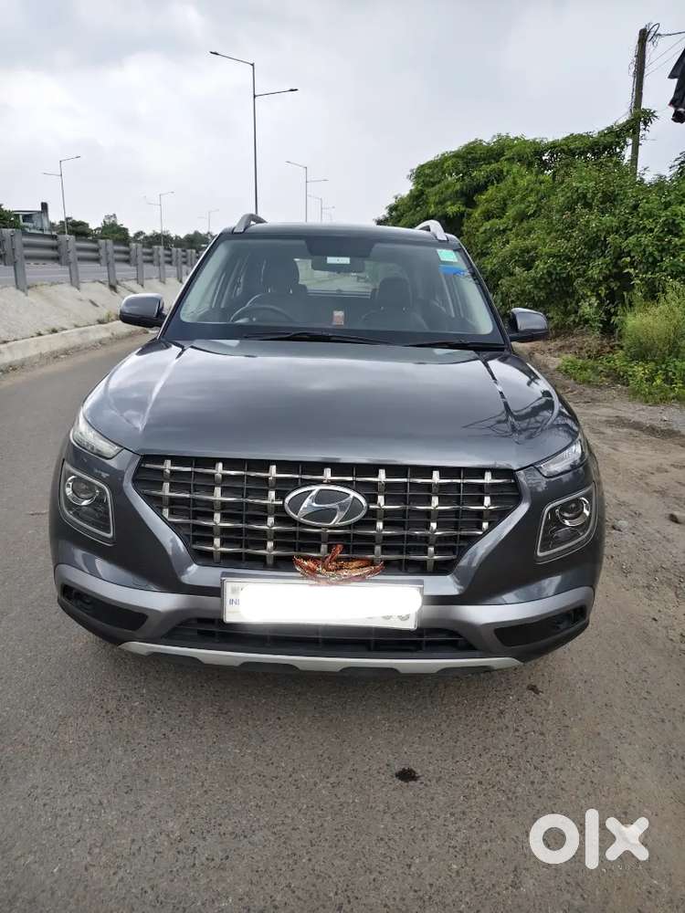 Hyundai Venue 2021 1st Owner