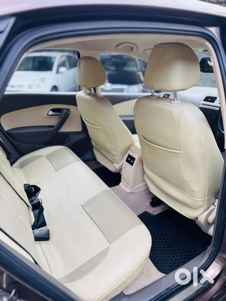 Volkswagen Vento 1.5 Highline Plus At 16 Alloy, 2015, Diesel