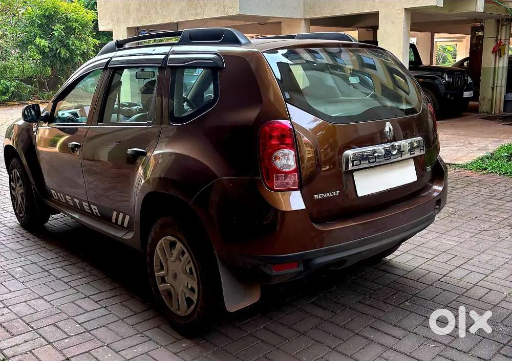 Renault Duster Rxe Petrol 2015 | First Owner | 85,000 Km Driven