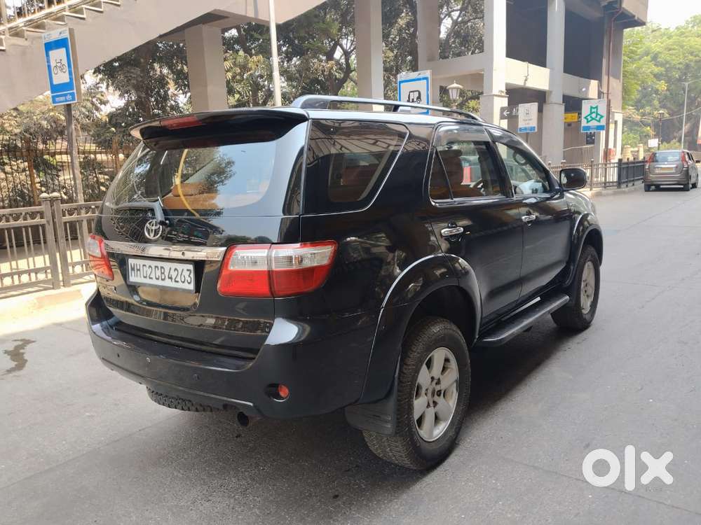 Toyota Fortuner 3.0 4x4 Manual, 2011, Diesel