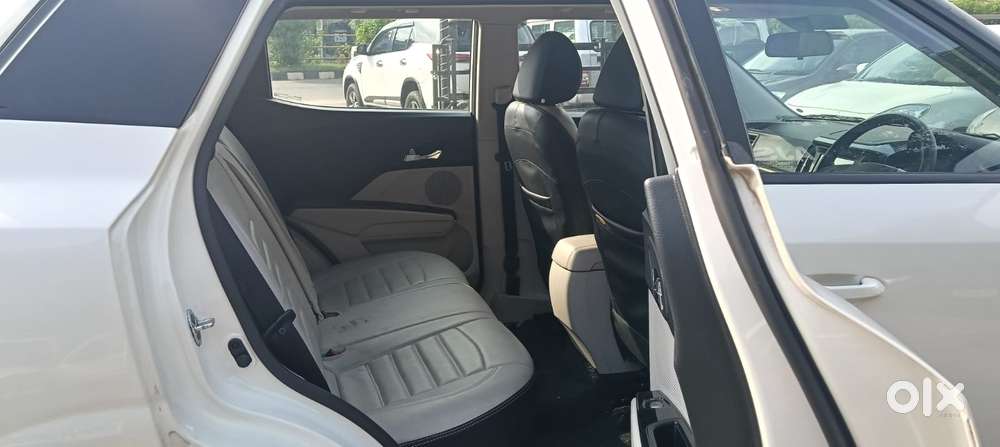 Mahindra Xuv300 W8 Diesel, 2022, Diesel