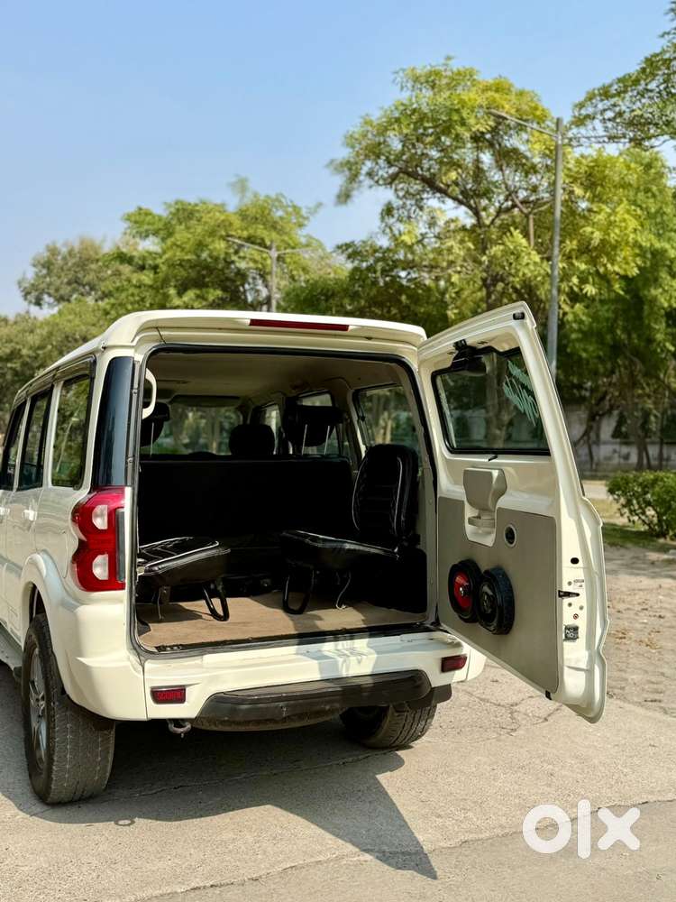 Mahindra Scorpio S4, 2018, Diesel