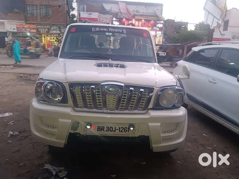 Mahindra Scorpio 2015 Diesel Well Maintained