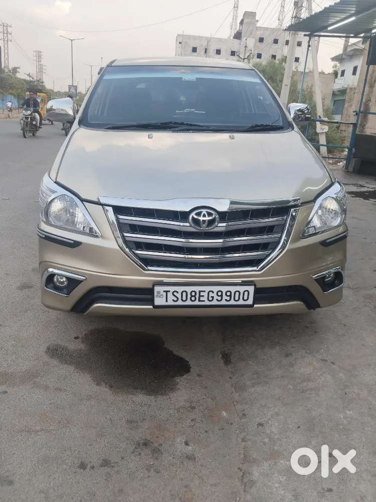 2008 Innova Type 4 Golden Colour Very Good Condition