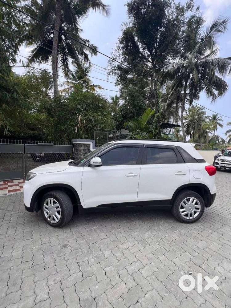 Maruti Suzuki Brezza 1.5 Vxi Smart Hybrid, 2021, Petrol