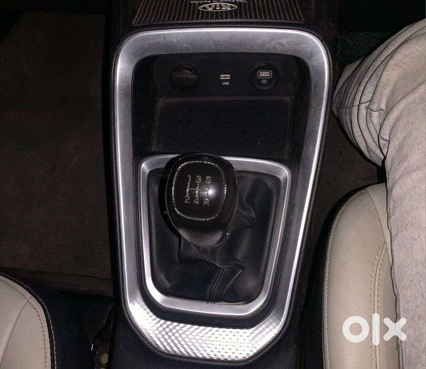 Kia Sonet 1.2 Htk Plus, 2021, Cng & Hybrids