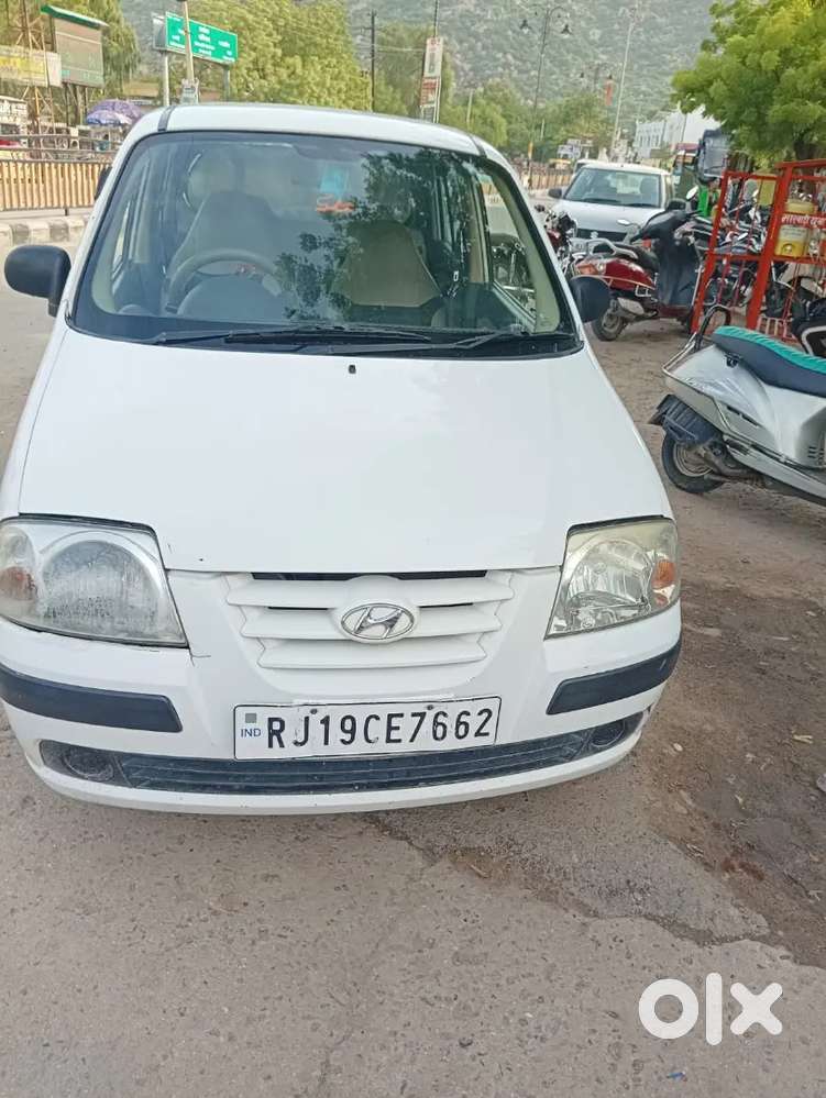 2nd Owner Hyundai Santro 2014 Petrol Gl