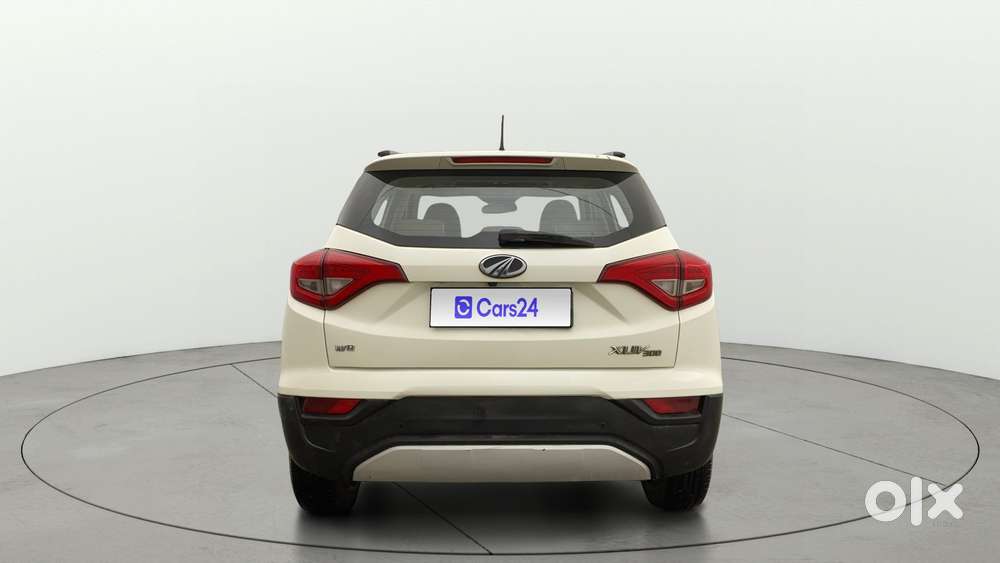 Mahindra Xuv300 W8 Option Diesel, 2022, Diesel