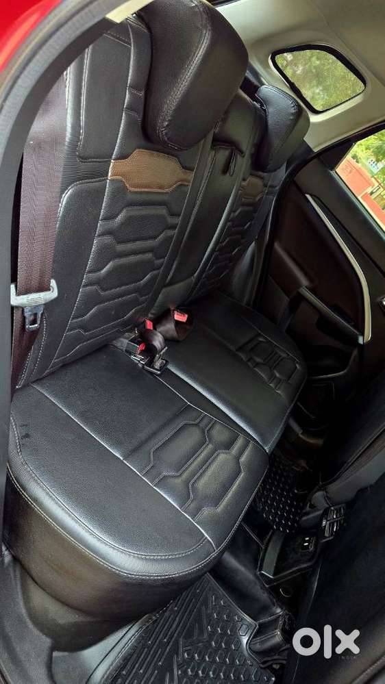 Maruti Suzuki Brezza 1.5 Zxi Plus Smart Hybrid Dual Tone, 2023, Petr..