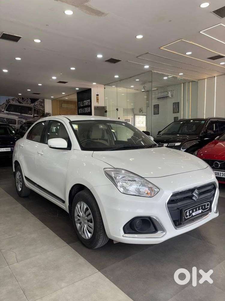 Maruti Suzuki Dzire 1.2 Vxi, 2023, Petrol