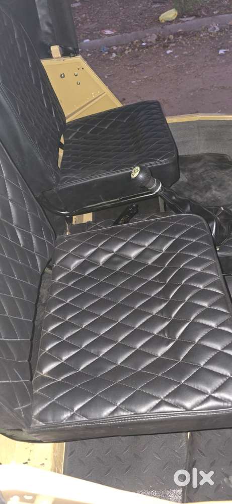 Mahindra Willys Low Bonet, 2003, Diesel
