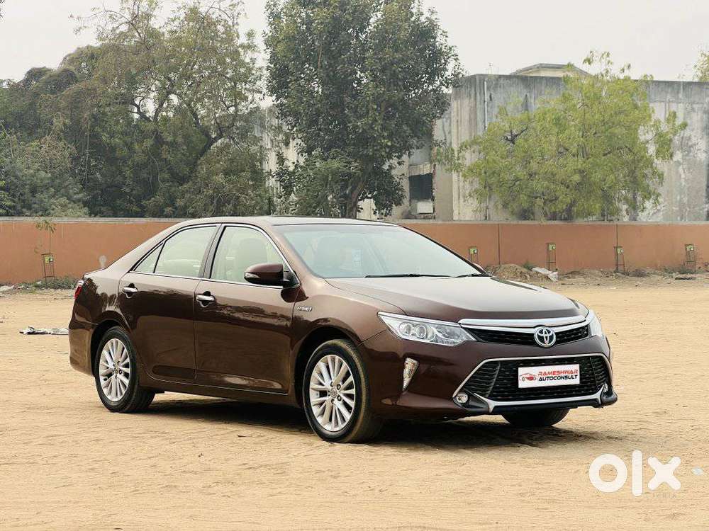 Toyota Camry Hybrid, 2017, Petrol
