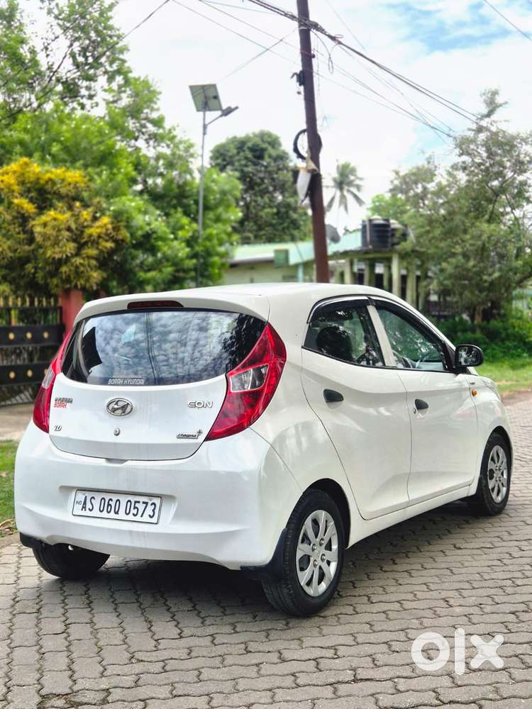 Hyundai Eon 1.0 Kappa Magna + (o), 2015, Petrol