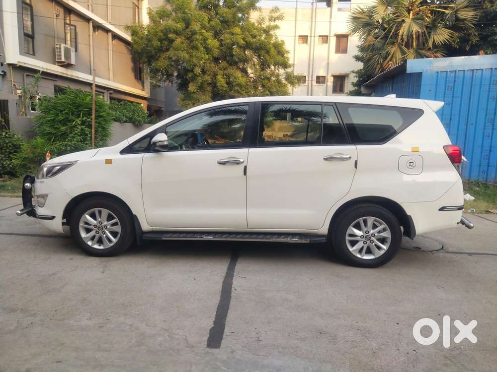 Toyota Innova Crysta 2.4 G Mt 8s, 2017, Diesel