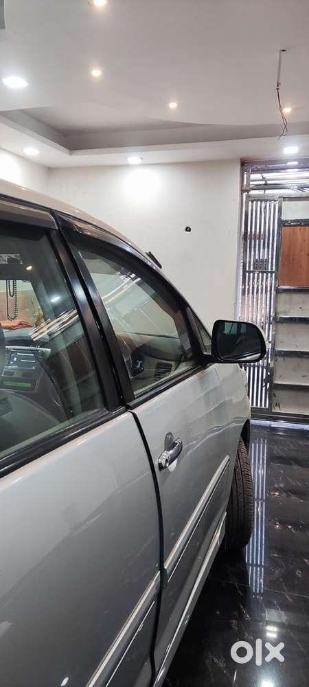 Toyota Innova 2013 Diesel 67000 Km Driven