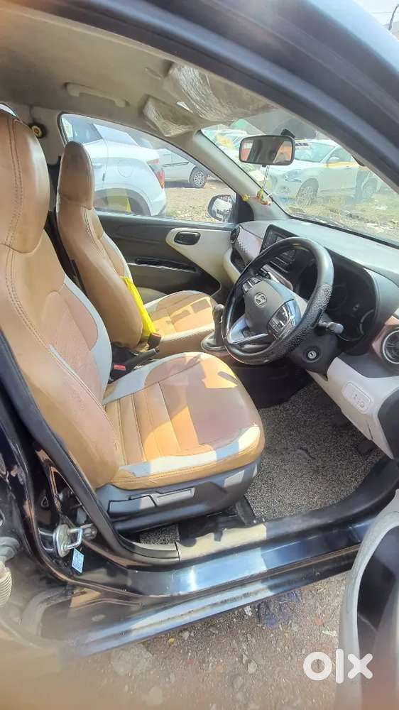 Hyundai Aura 2023 Car