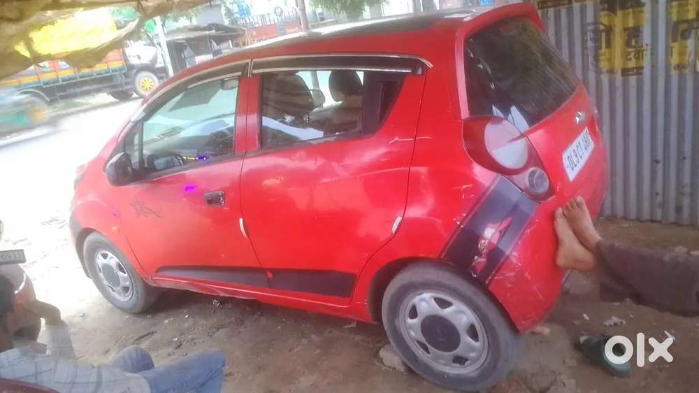Chevrolet Beat 2011 Petrol 900000 Km Driven