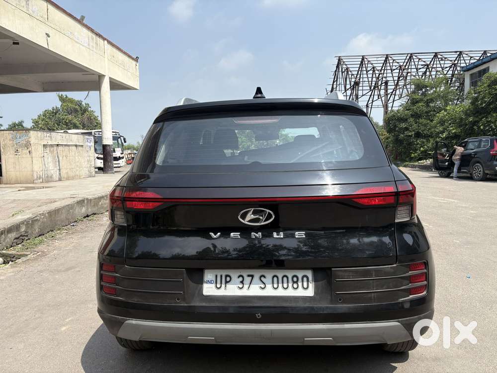 Hyundai Venue 1.2 S (o), 2022, Cng & Hybrids