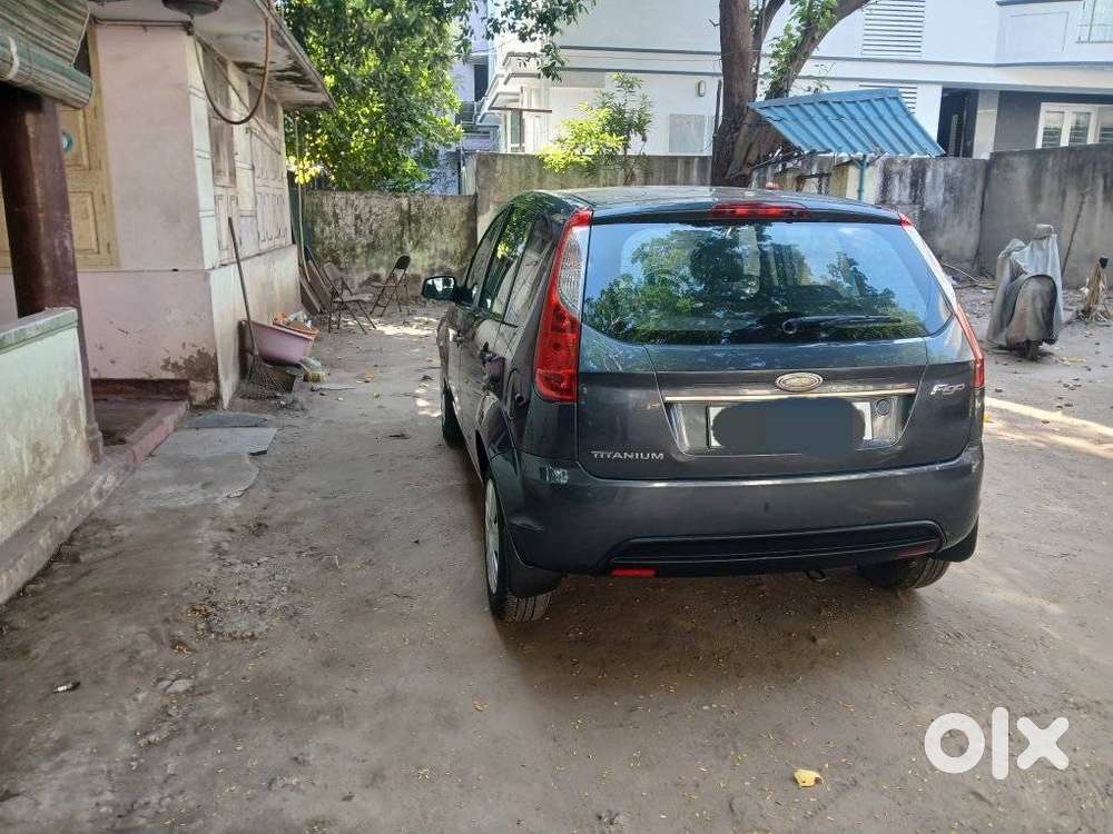 Ford Figo 1.2p Titanium Mt, 2011, Petrol