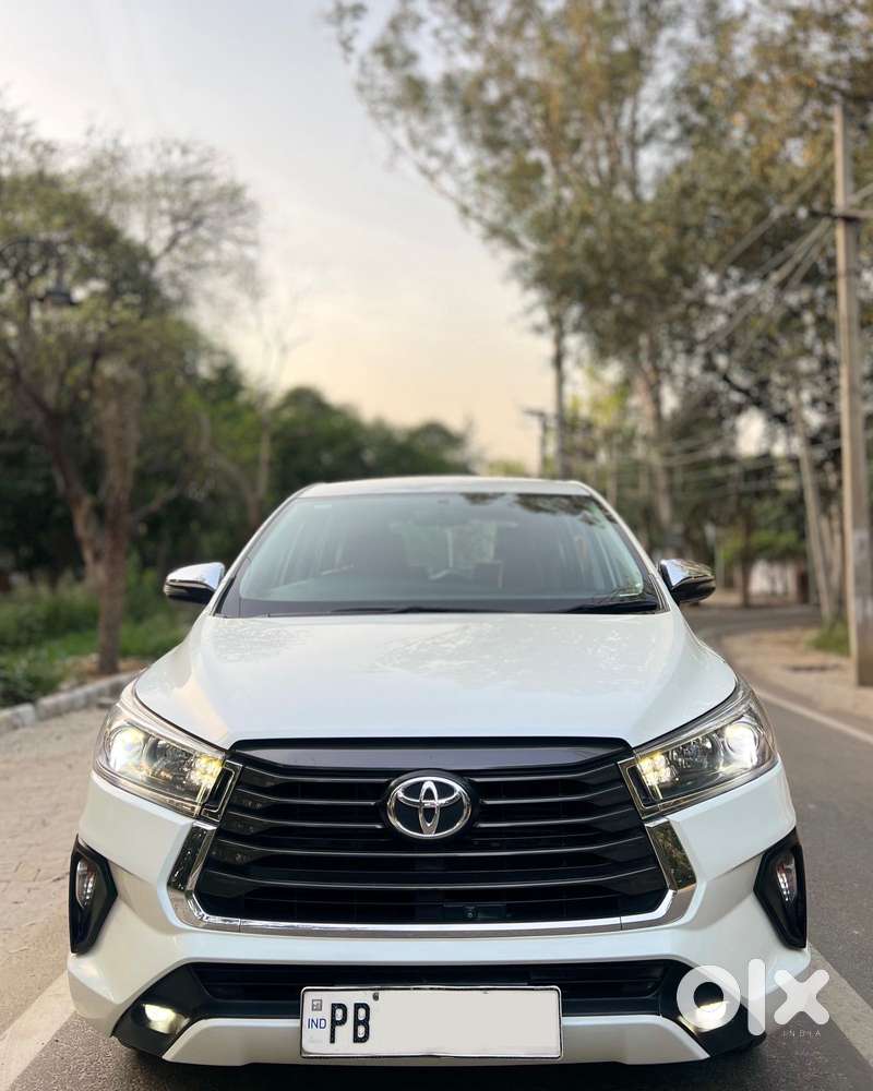 Toyota Innova Crysta [2020-ongoing] 2.4 Zx At 7 Str, 2022, Diesel