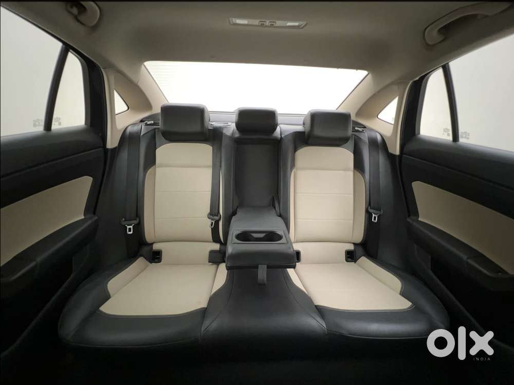 Skoda Slavia Style 1.5l Tsi Dsg, 2022, Petrol