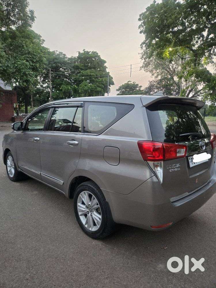 Toyota Innova Crysta 2.4 V 8 Str, 2019, Diesel