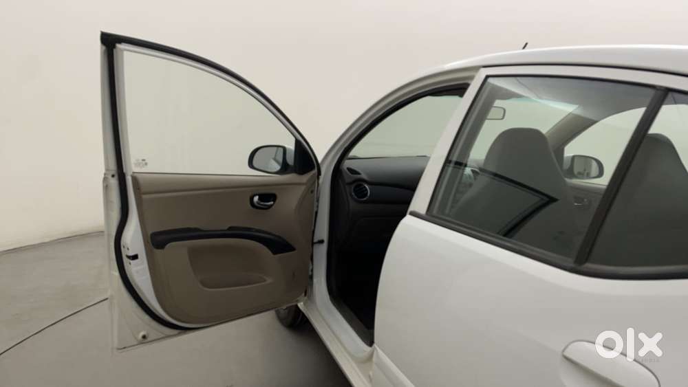 Hyundai I10 Sportz 1.2 Automatic Kappa2, 2011, Petrol