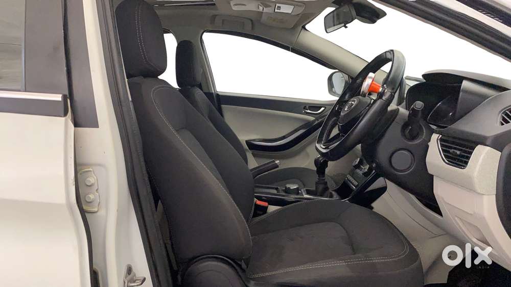 Tata Nexon 1.5 Revotorq Xz Plus (s), 2023, Diesel