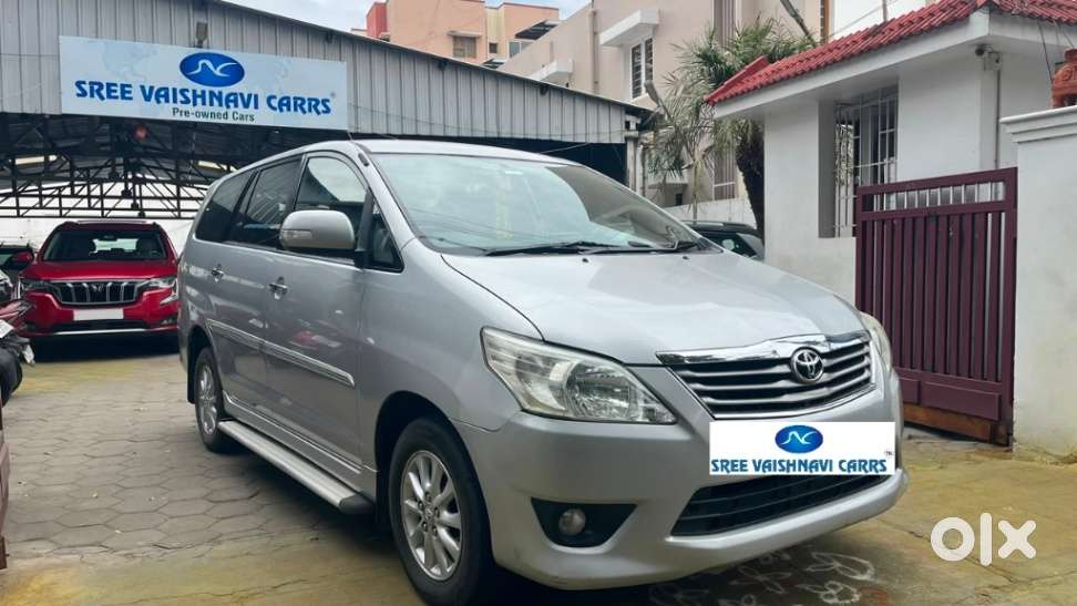 Toyota Innova 2.5 Vx 8 Seater Bs Iv, 2012, Diesel