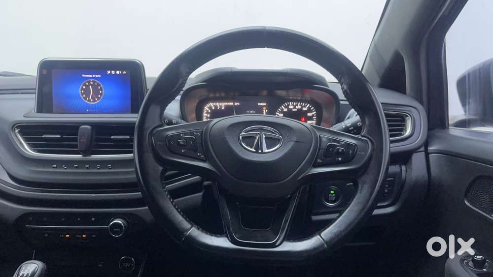 Tata Altroz 1.2 Xz Plus Dark Edition, 2022, Petrol