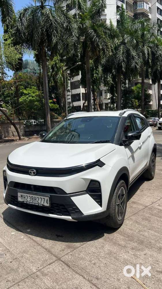 Tata Nexon Creative Plus 1.2 Revotron Petrol 6 Mt, 2023, Petrol
