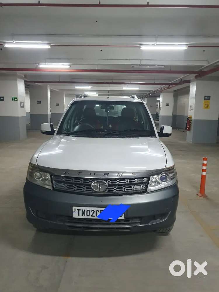 Tata Safari Storme 2015 Diesel 125000 Km Driven