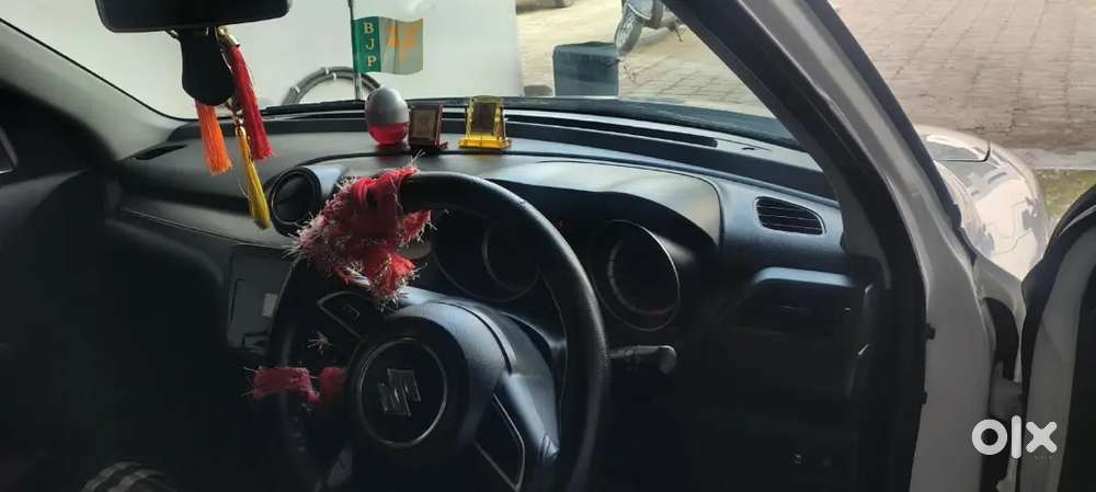 Maruti Suzuki Swift 2023 Petrol 49000 Km Driven
