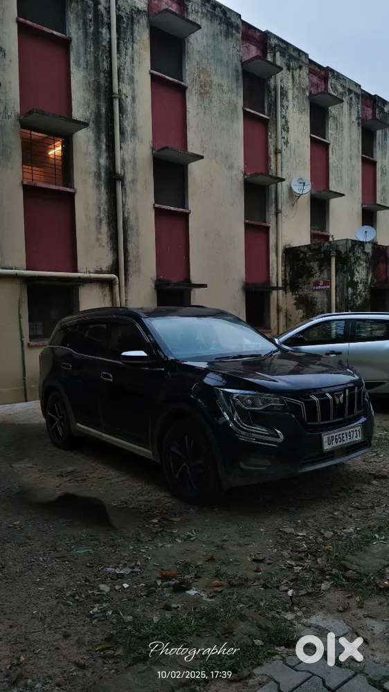 Mahindra Xuv700 2024 Diesel Well Maintained
