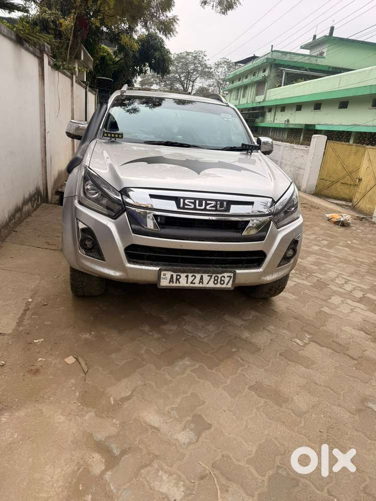 Isuzu V-cross Z 2020