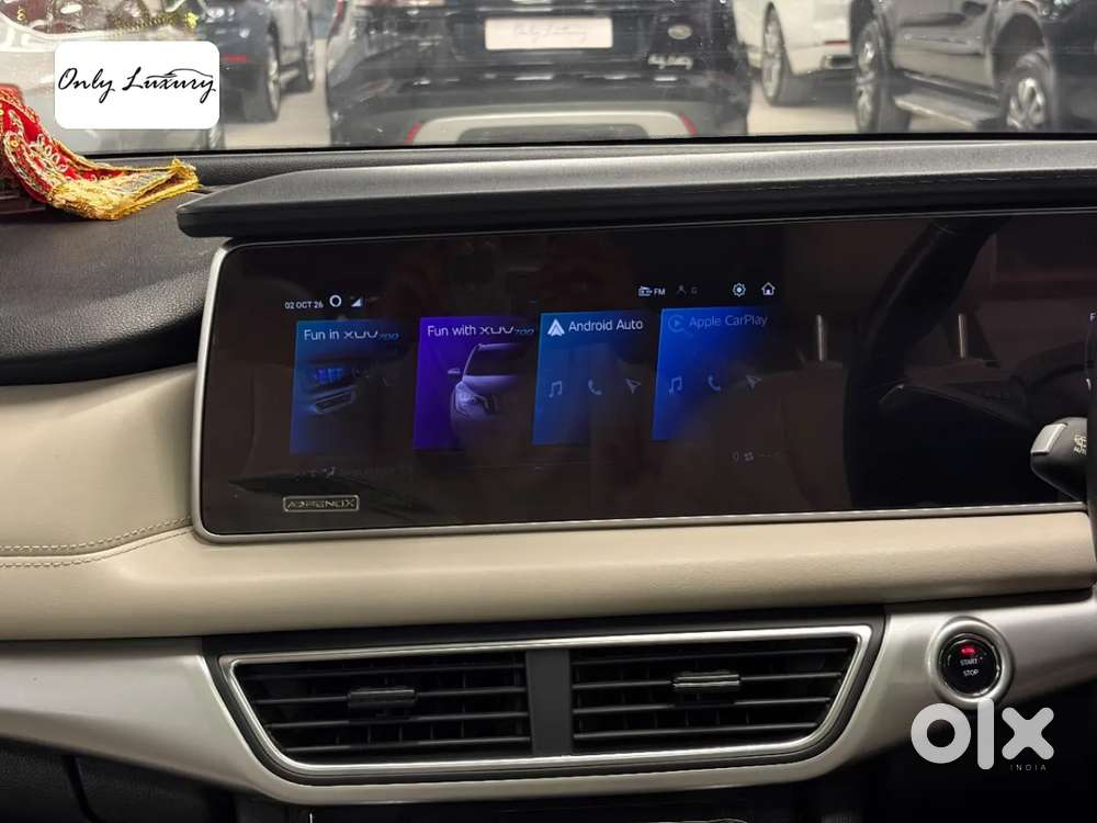 Mahindra Xuv700 2.0 Ax 7 Petrol Mt Str, 2022, Petrol