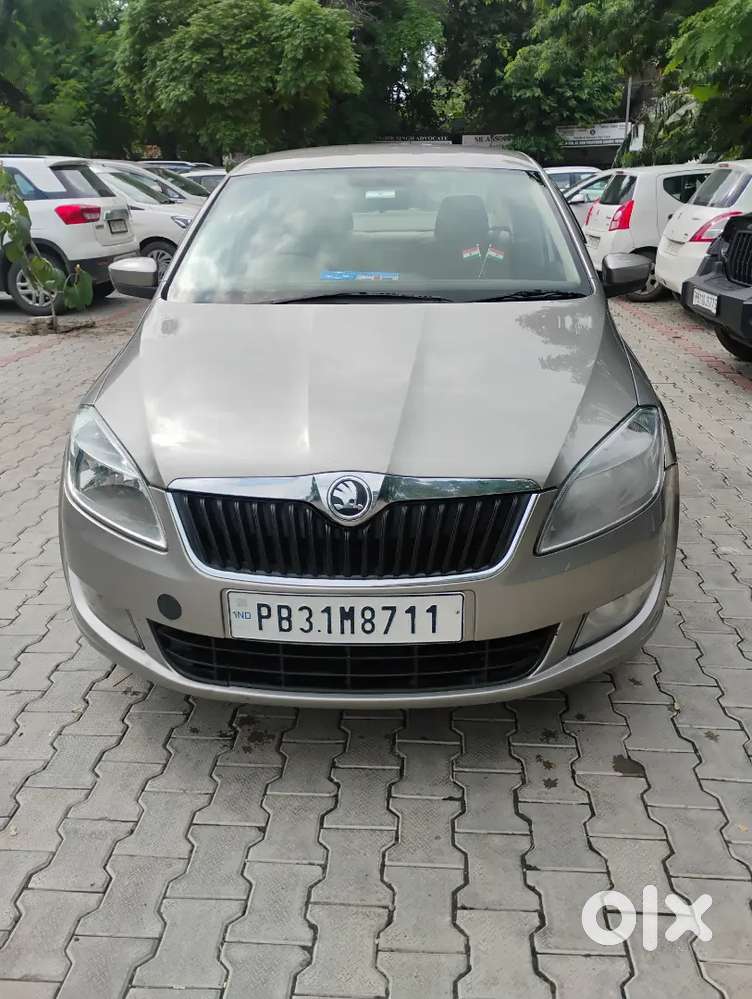 Skoda Rapid Tsi 2014 Diesel 86000 Km Driven Insurence Valid