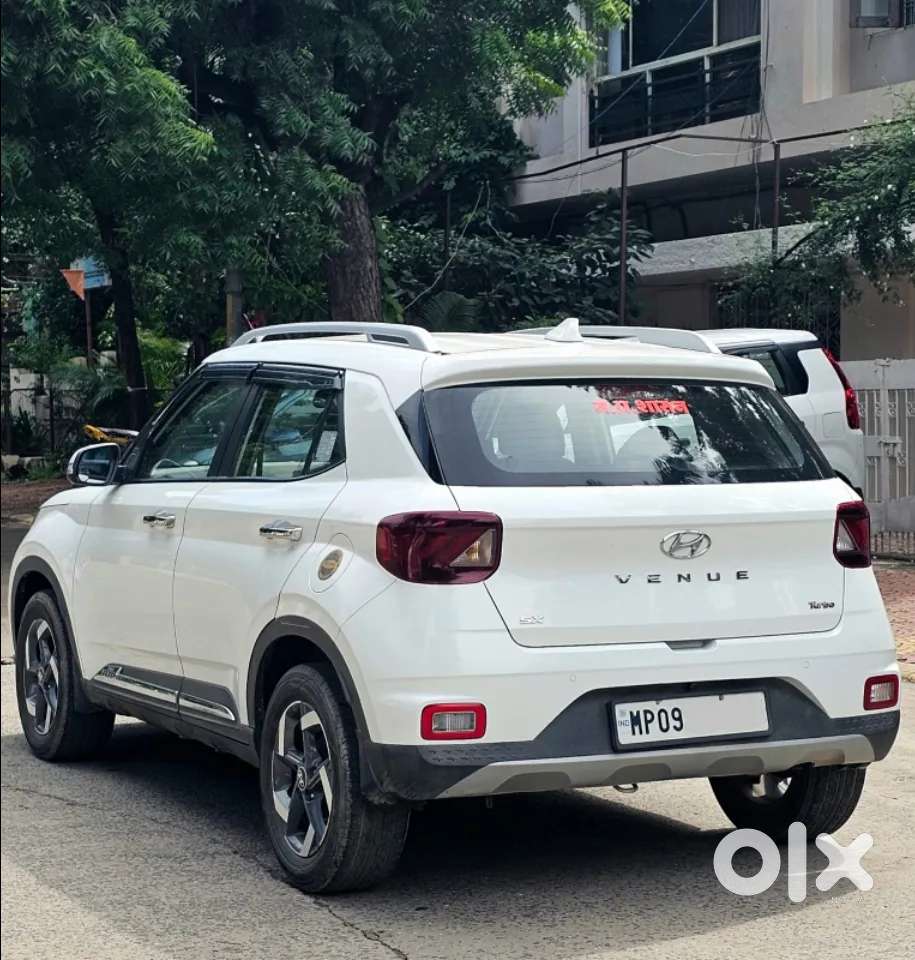 Hyundai Venue 1.0 Sx (o) Turbo Dct, 2021, Petrol